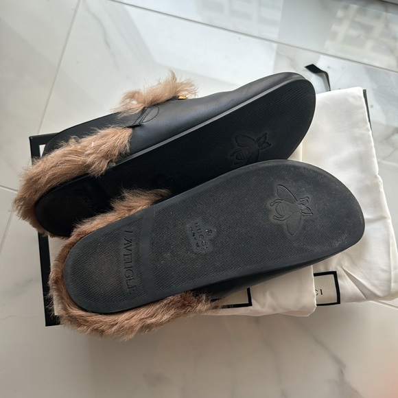 Authentic Gucci River Fur Leather Clogs Slippers Mules - Picture 4 of 5